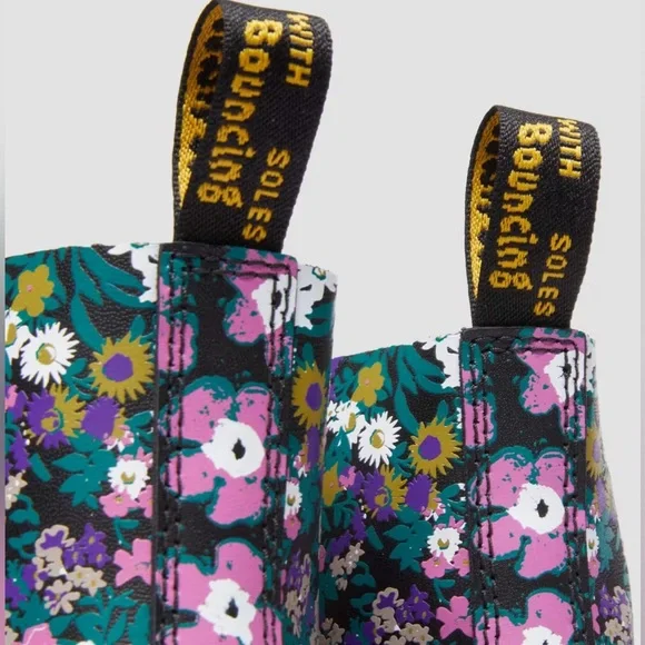 DR MARTENS 1460 PASCAL WOMEN'S VINTAGE FLORAL LEATHER LACE UP BOOTS - Picture 7 of 8